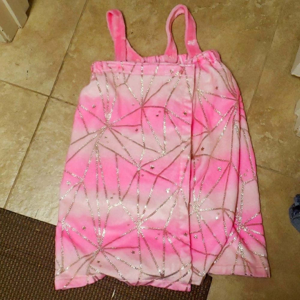 Girls one size justice robe